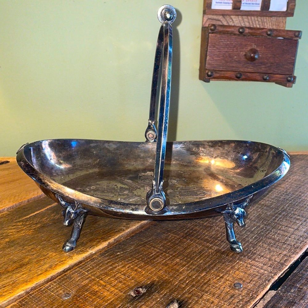 Vintage MFD Reed & Barton Silver plated tray or trinket dish